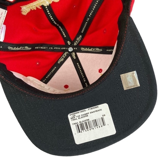 Portland Trail Blazers Mitchell & Ness The Champ Adjustable Snapback Hat - Picture 4 of 9